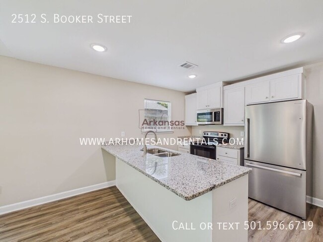 Photo - 2512 Booker St