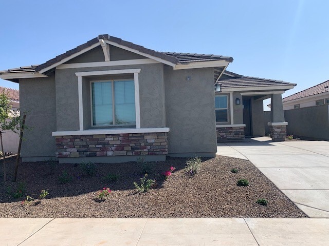 Building Photo - 14577 W Charter Oak Rd