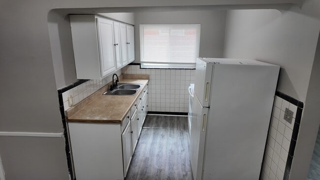 Photo - 7100 Eastlawn Dr Unit 1