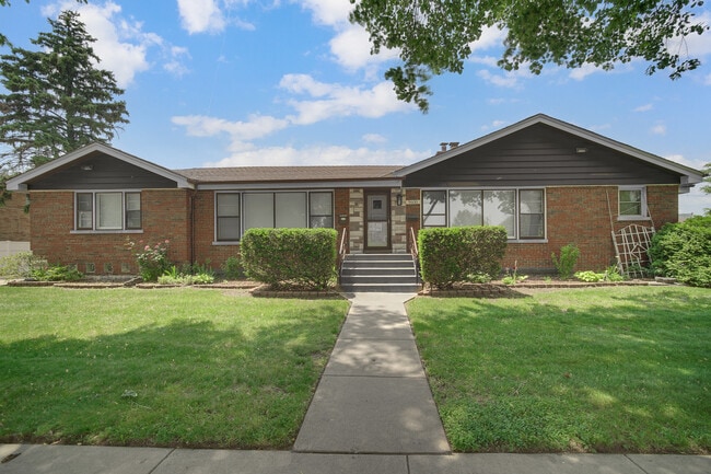 Building Photo - 9600 Kilpatrick Ave Rental