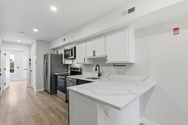 Building Photo - 48 S Carrollton Ave