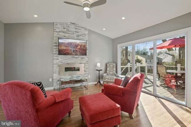 Photo - 3919 Keith Pl