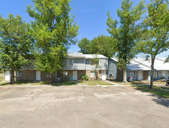 Photo - 301-329 James St