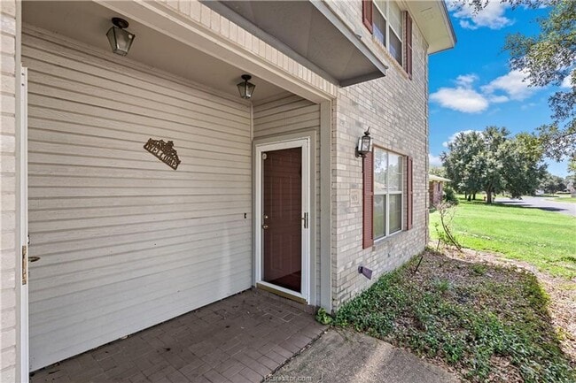 1903 Woodsman Dr Unidad 1