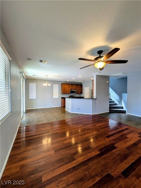 Photo - 758 Crest Valley Pl