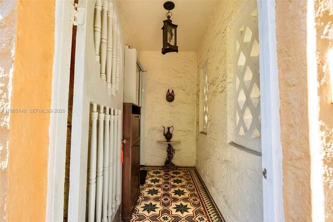 Photo - 906 Genoa St