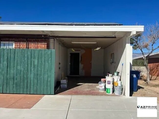 Photo - E Calle Managua