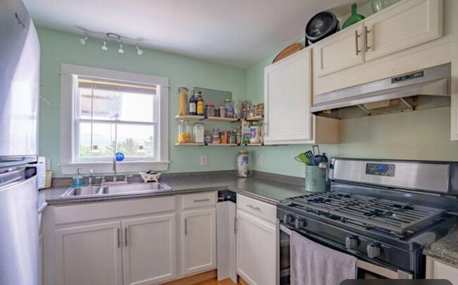 Photo - The Eagles Nest Unit #4 "Maple Loft"