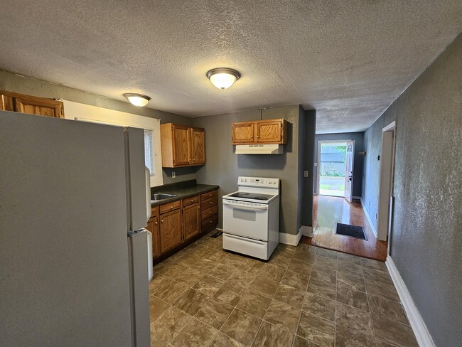 Photo - 107 Guild St