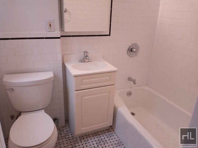 Photo - AMSTERDAM AVENUE Unit 6F