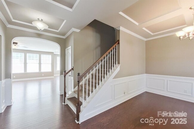 Photo - 149 Glade Vly Ave