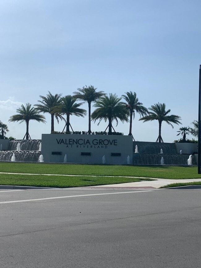 Photo - 11643 SW Moon River Way