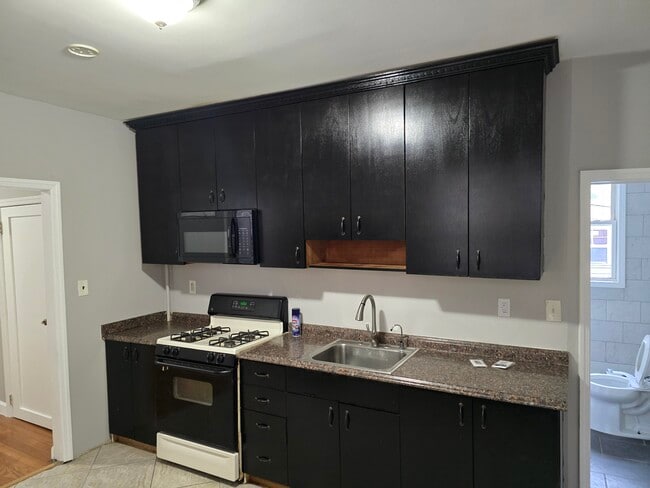 Photo - 222 Danforth Ave Apartments Unit 1