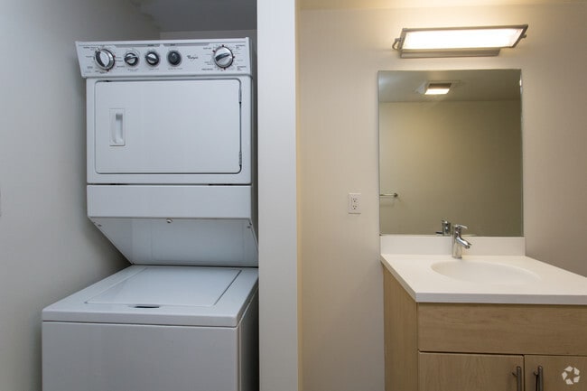Atlas Lofts