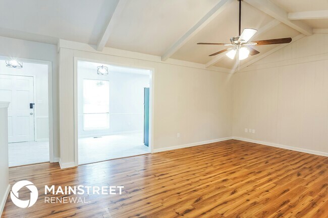 Photo - 5161 Briarwood Cir