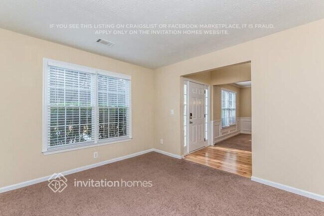 Photo - 1040 Deer Hollow Dr