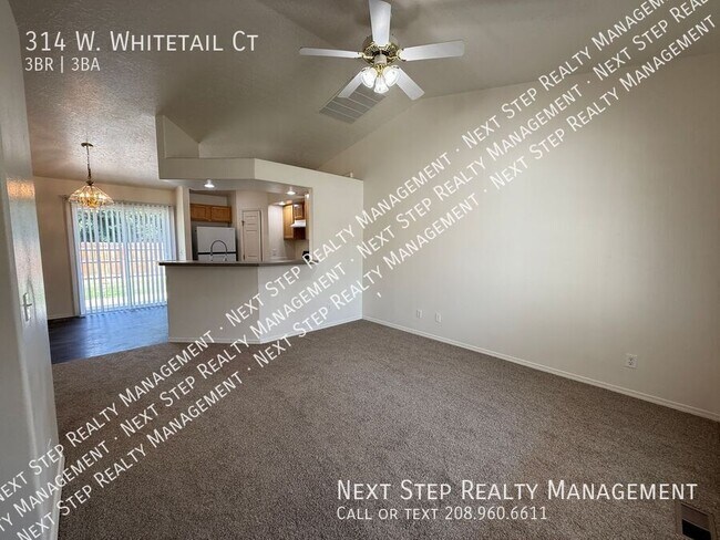 314 W Whitetail Ct