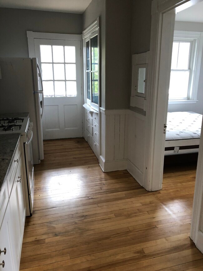 11 Beacon St Unit 204