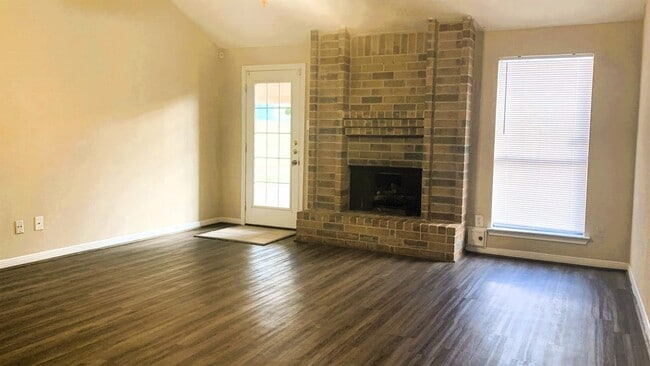 Photo - 3730 Village Grove Dr