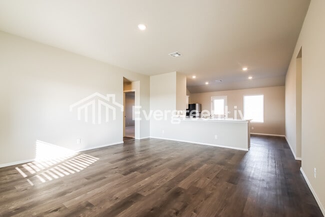 Photo - 8615 E 164th Ct S