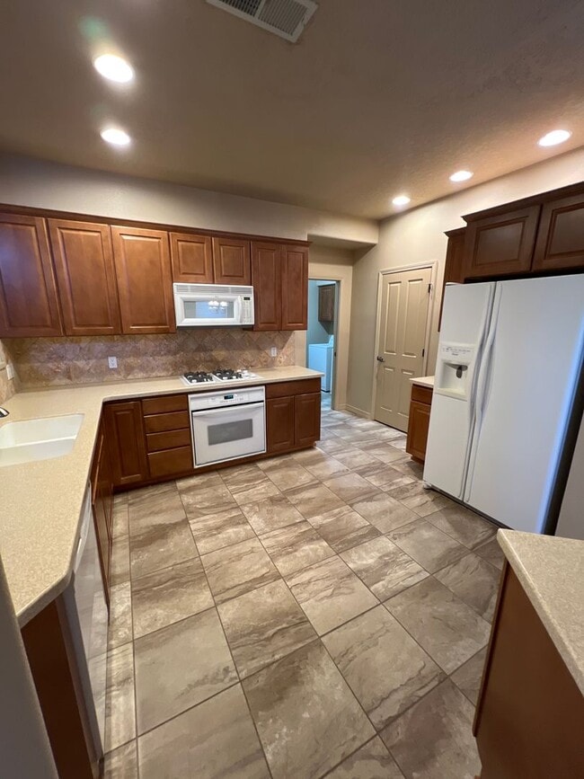 Photo - Desert Ridge 2/BD 2.5/BA 1/CG 1500/sf Townhouse