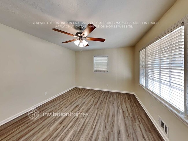 Photo - 2926 Pine Hill Dr