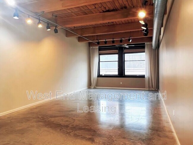 Photo - 901 Washington Ave Unit 301