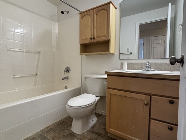 Photo - 5614 103rd St NE