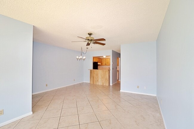 Photo - 831 Timberview Dr Unit C