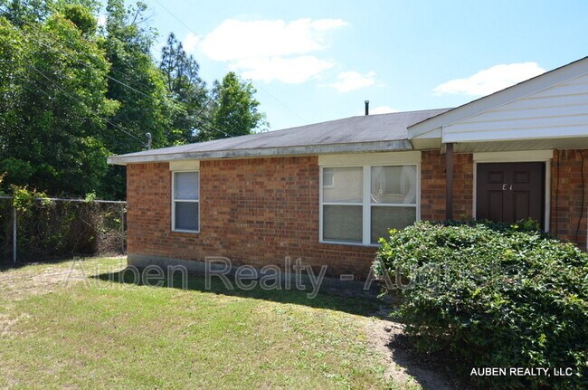2311 Walden Dr