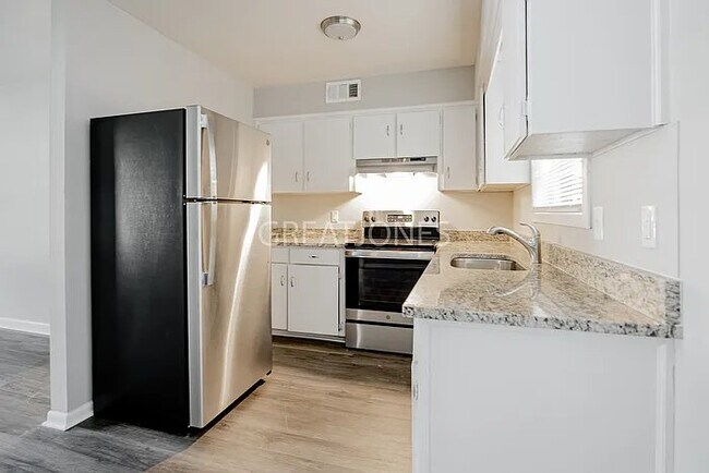 Photo - 1513 Donald Dr