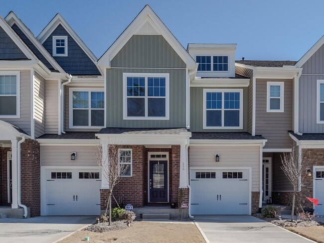 Gorgeous Luxury 3 Bedroom 2.5 Bath Townhom... - Gorgeous Luxury 3 Bedroom 2.5 Bath Townhom... Townhome