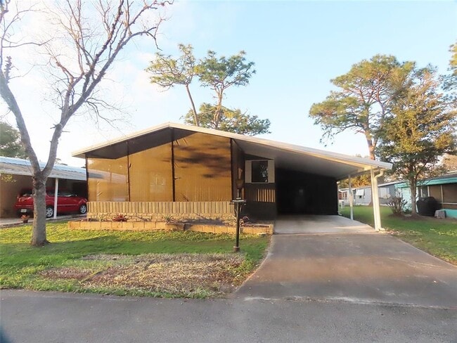 Building Photo - 1077 Quail Dr