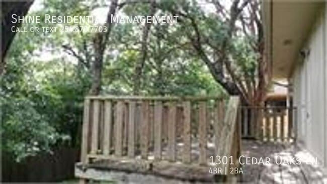 Photo - 1301 Cedar Oaks Ln