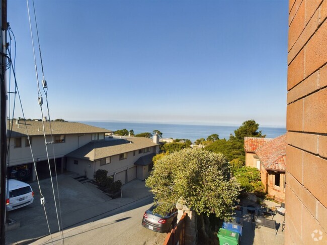 Building Photo - Charming Pacific Grove Home with Ocean Vie...