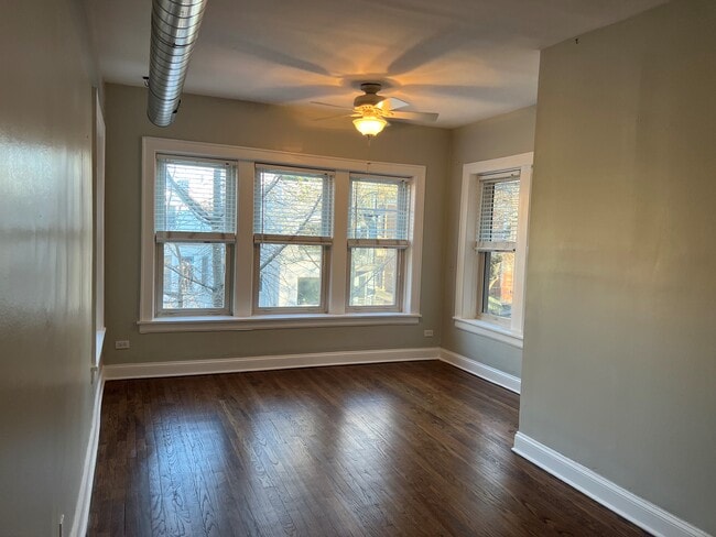 Living Room - 3528 N Reta Ave Unit 3S