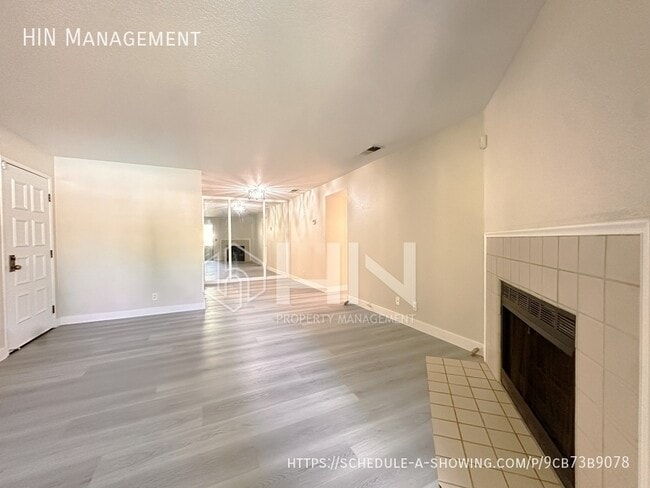 Photo - 1659 Braddock Ct