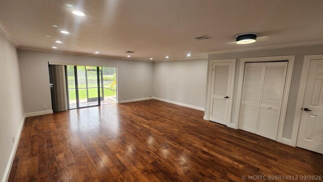 360 Canal S Point