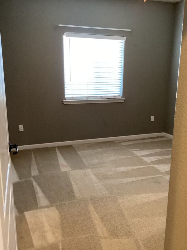 Photo - NOW AVAILABLE!! BEAUTIFUL GUSTINE HOME LOC...