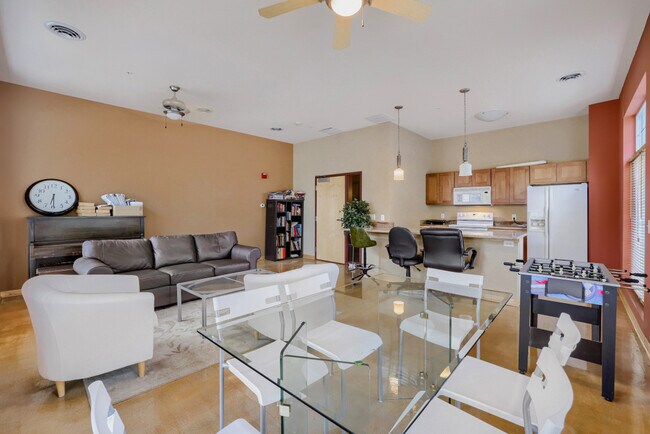 Photo - 2850 Cedar Ave S Unit 202