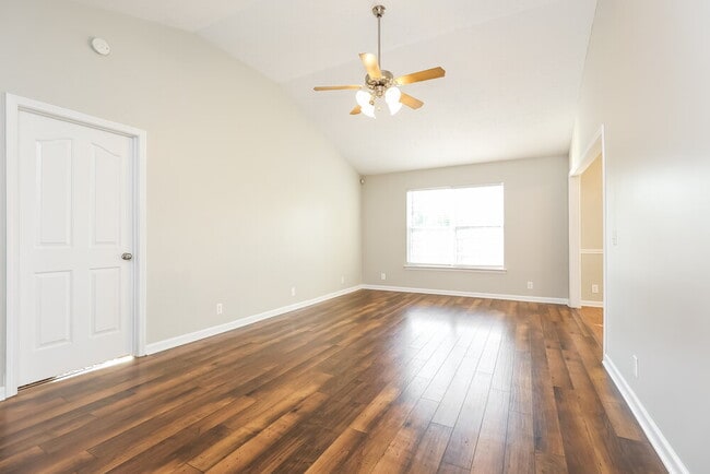 Photo - 8864 Cressent Glen Ct