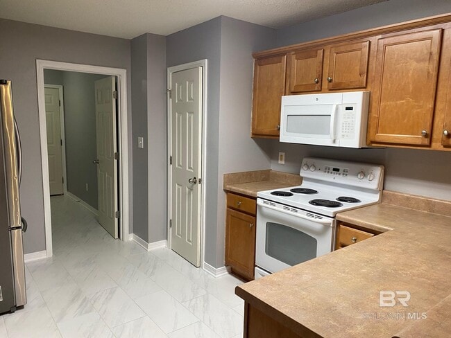 Photo - 8068 Deerwood Dr