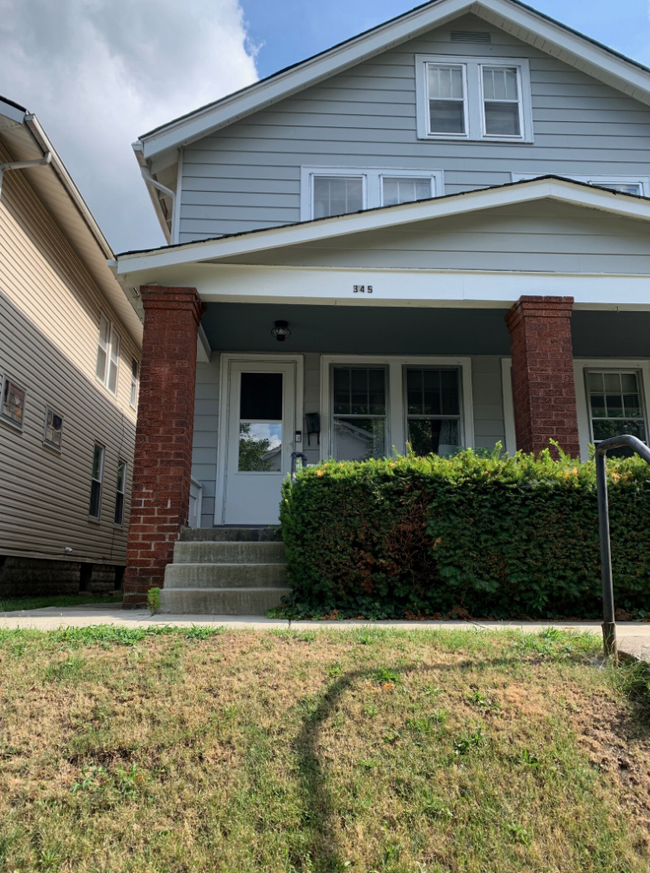 Photo - 345 Olentangy St Townhome