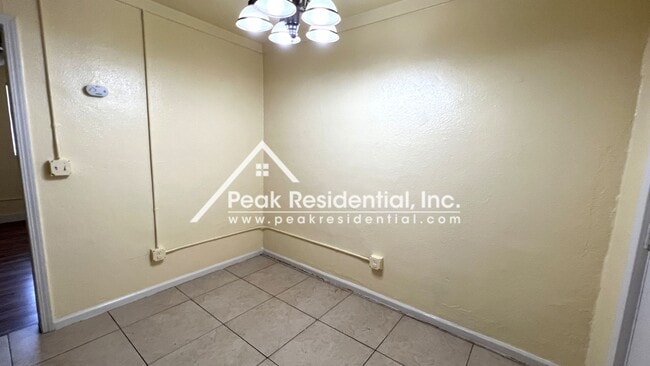 1637 Kathleen Ave Unit 2