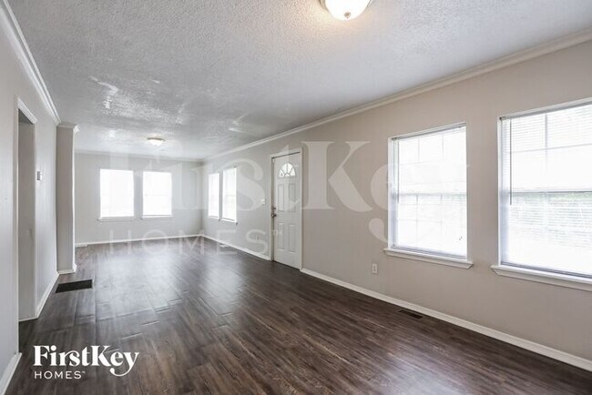 Photo - 9520 East 14th St S