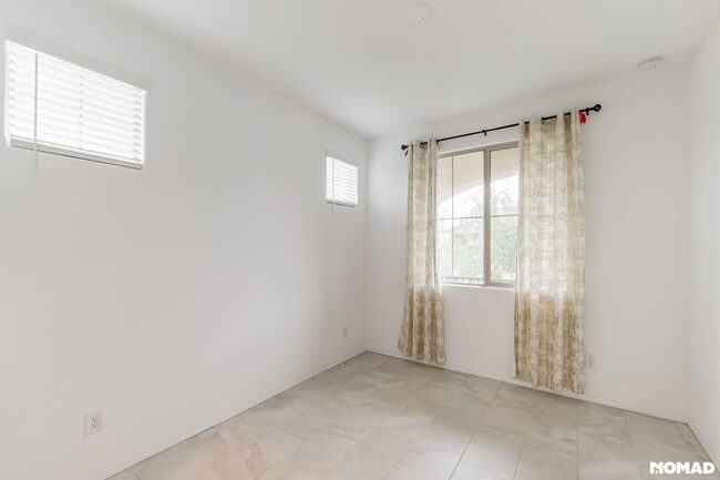 Photo - 10924 E Texas Ave