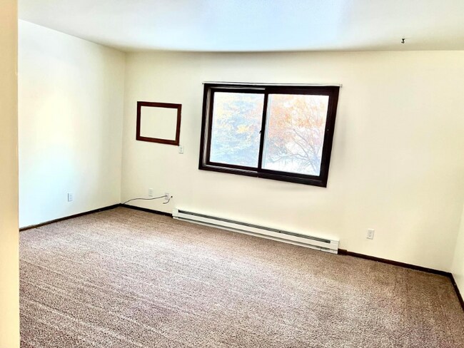 Photo - 536 4th St Unit 3