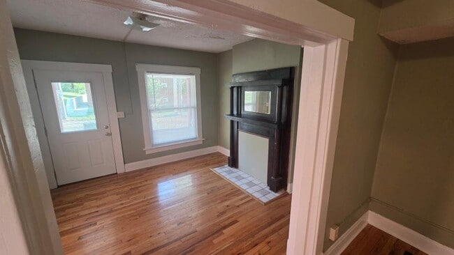 Photo - 54 W Dodridge St