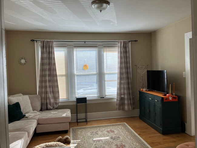 LR - 1726 N Pulaski St Unidad #2