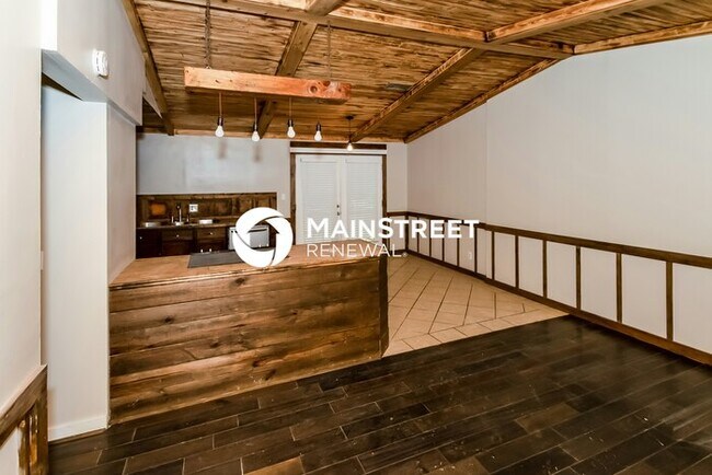 Photo - 3 Bedroom Pet-Friendly Home in Birmingham, AL with Main Street Renewal
